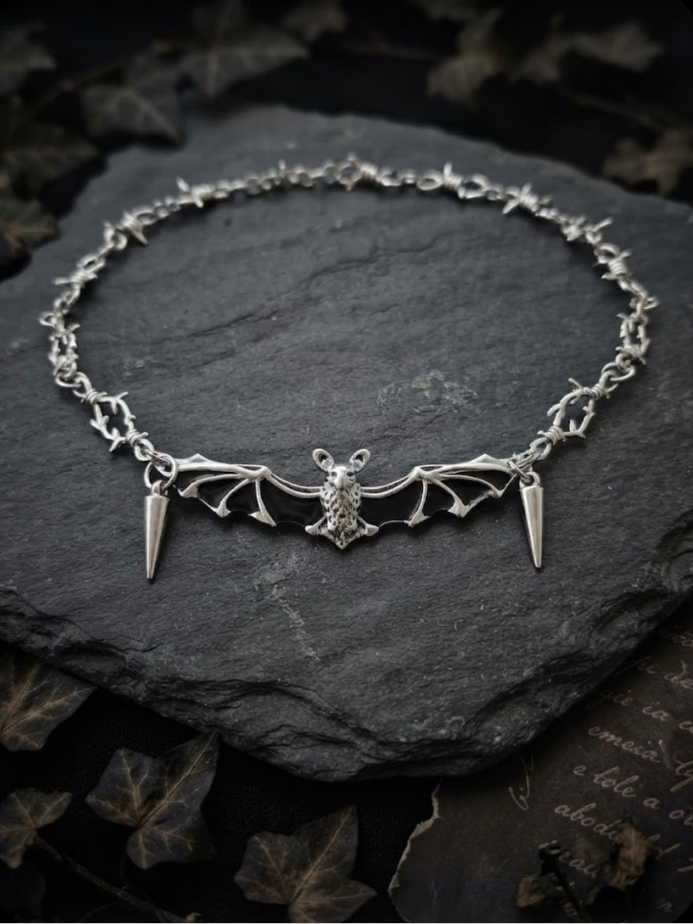 Hand Crafted Gothic Bat Wing Spike Choker Necklace - Picture 3 of 4